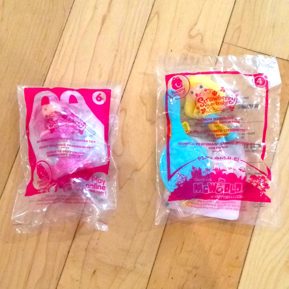 Strawberry Shortcake toys